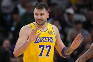 Lakers Spurs Basketball