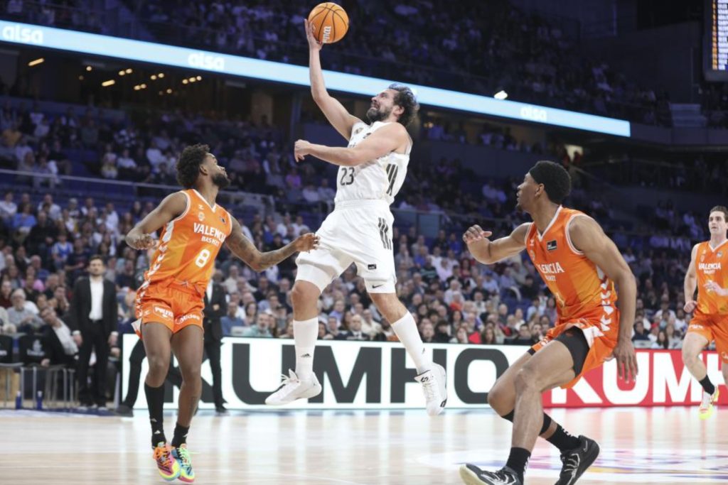 REAL MADRID - VALENCIA BASKET